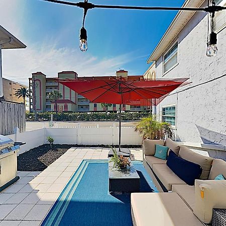 The Palm Condos St. Pete Beach Bagian luar foto