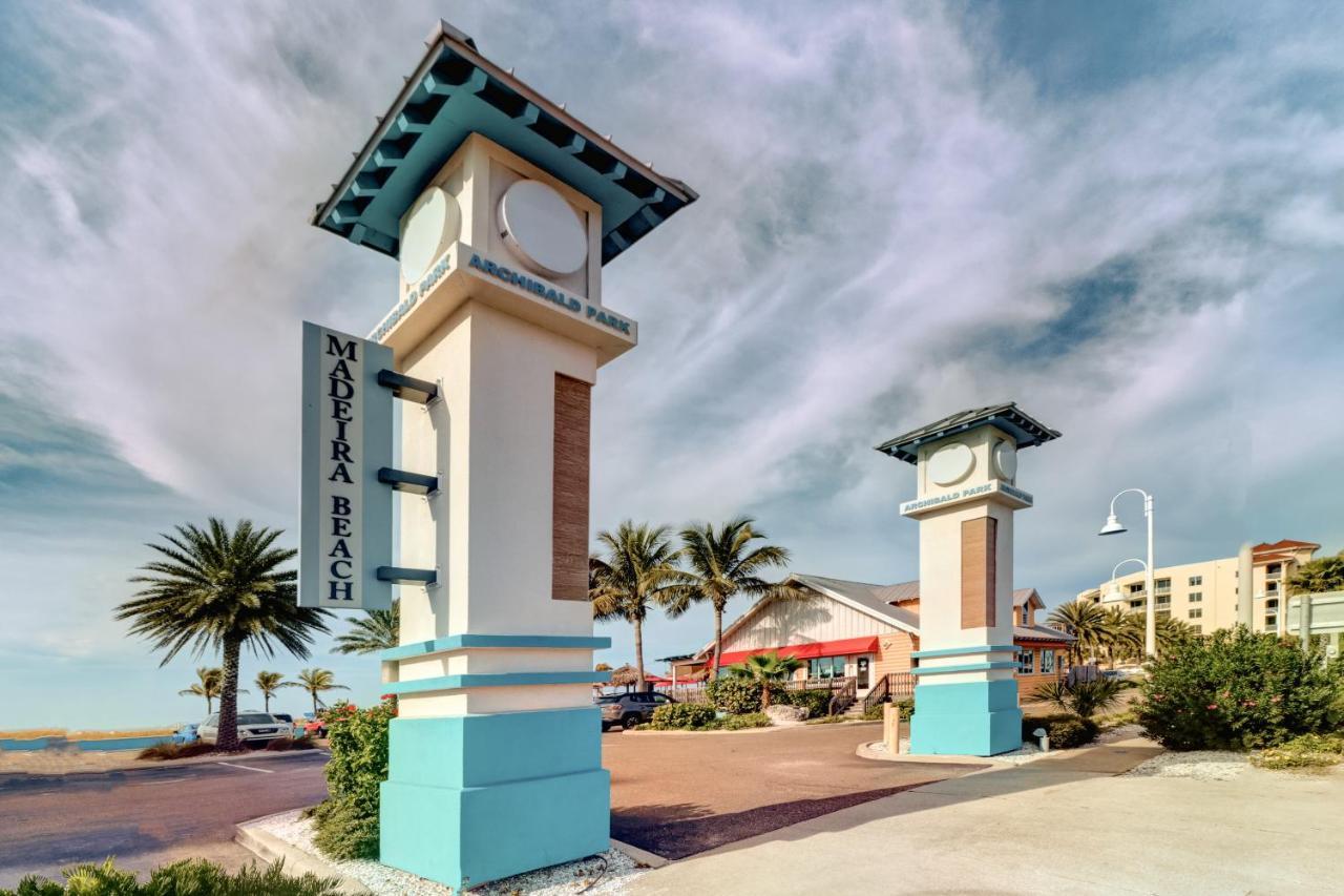 The Palm Condos St. Pete Beach Bagian luar foto