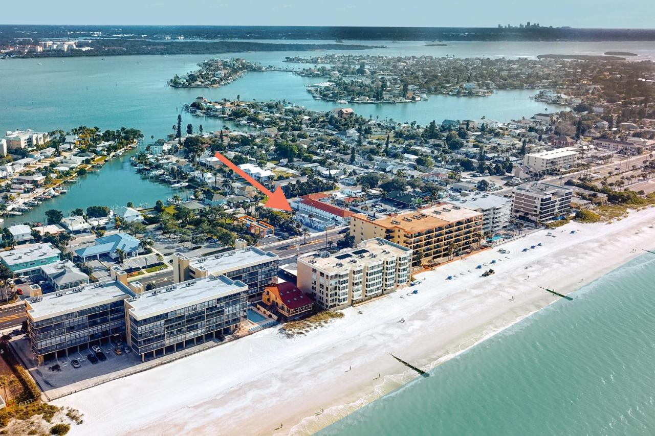The Palm Condos St. Pete Beach Bagian luar foto